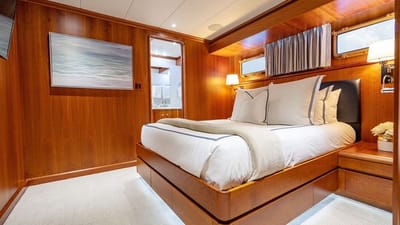 SILVER SEAS -42-gallery-thumbnail