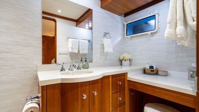 SILVER SEAS -44-gallery-thumbnail