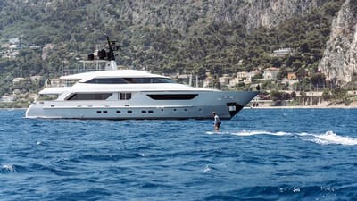 AWAY-6-gallery-thumbnail