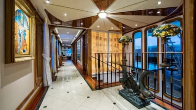 Legend-29-gallery-thumbnail