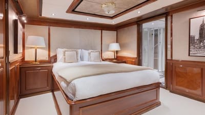 Legend-35-gallery-thumbnail