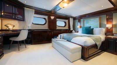 Legend-44-gallery-thumbnail