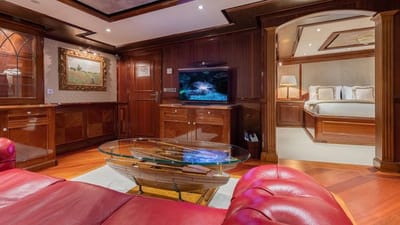 Legend-36-gallery-thumbnail