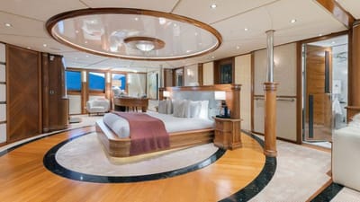 Legend-30-gallery-thumbnail