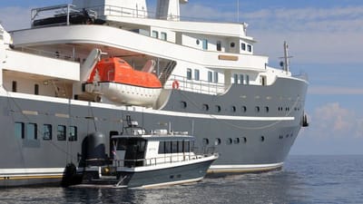 Legend-10-gallery-thumbnail