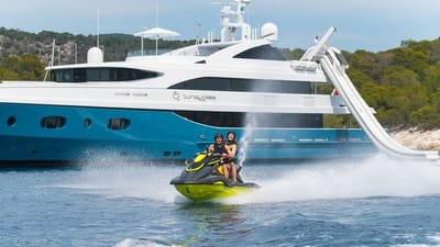 HOLDIN' MY OWN-50-gallery-thumbnail