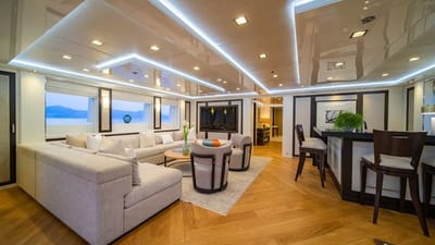 HOLDIN' MY OWN-34-gallery-thumbnail