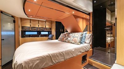 Wally M-13-gallery-thumbnail