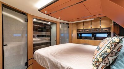 Wally M-15-gallery-thumbnail