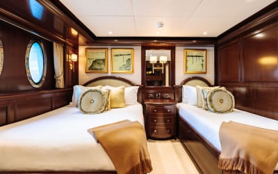 LADY BETH-22-gallery-thumbnail