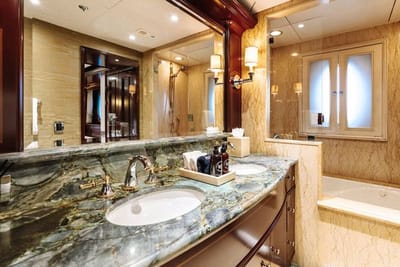 LADY BETH-23-gallery-thumbnail