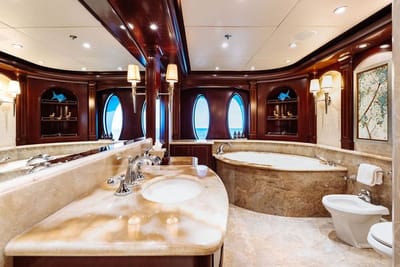 LADY BETH-15-gallery-thumbnail