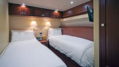 Moncrii-19-gallery-thumbnail