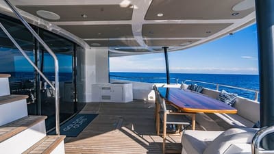 Golden Ours-11-gallery-thumbnail