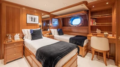 Almyra II-37-gallery-thumbnail