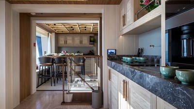 King Benji-35-gallery-thumbnail