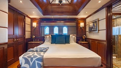 IRON BLONDE-29-gallery-thumbnail