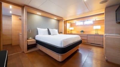 ELEVEN I-14-gallery-thumbnail