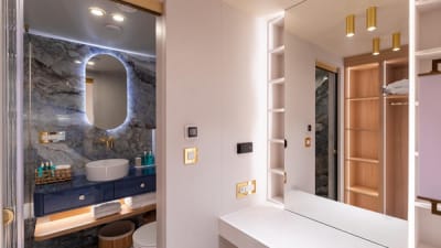 Scorpios-33-gallery-thumbnail