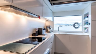 ONYX-12-gallery-thumbnail