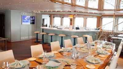 Legend-24-gallery-thumbnail