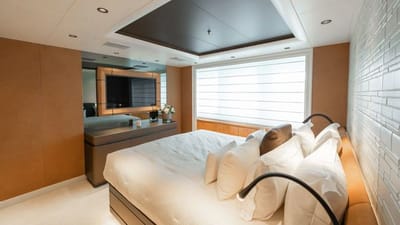 AELIA-28-gallery-thumbnail