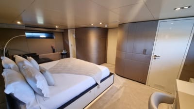 Tommy Belle-14-gallery-thumbnail