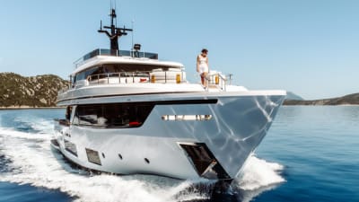 AT ONE-4-gallery-thumbnail