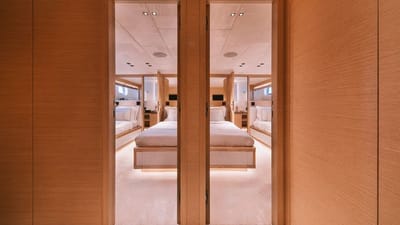 XIPHIAS-30-gallery-thumbnail