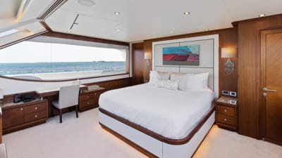 Je Reviens-15-gallery-thumbnail