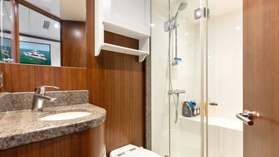 Je Reviens-37-gallery-thumbnail