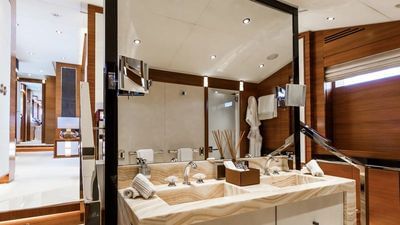 SILVER WIND-31-gallery-thumbnail