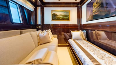 LADY LENA-36-gallery-thumbnail