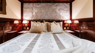 LADY LENA-30-gallery-thumbnail