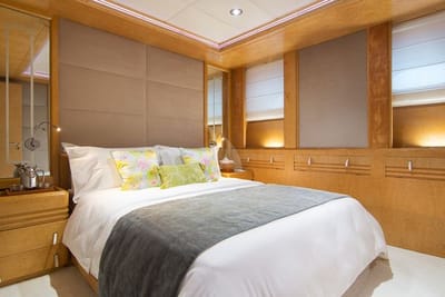 BELLA STELLA-27-gallery-thumbnail