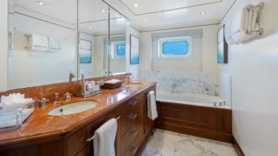 Big Easy -20-gallery-thumbnail