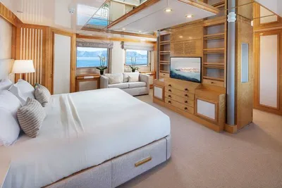 KASSANDRA-19-gallery-thumbnail