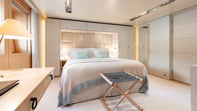 LOON-24-gallery-thumbnail