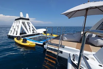 SOUNDWAVE-48-gallery-thumbnail