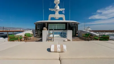 AELIA-8-gallery-thumbnail