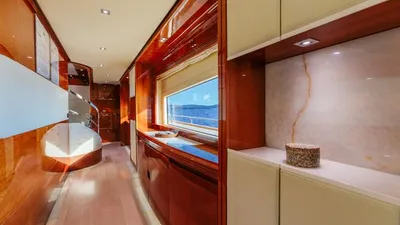 LADY MURA-8-gallery-thumbnail