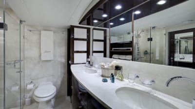 Lizzi-10-gallery-thumbnail