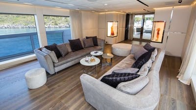 Ouranos-10-gallery-thumbnail