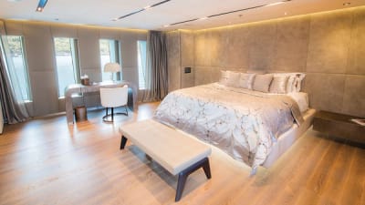 Ouranos-15-gallery-thumbnail