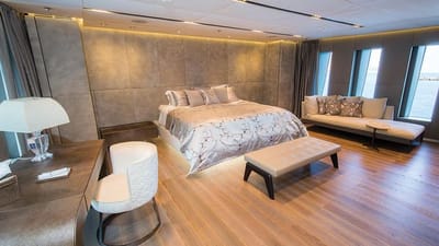 Ouranos-16-gallery-thumbnail