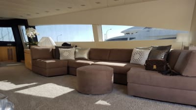 Reveil-9-gallery-thumbnail