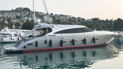 Reveil-2-gallery-thumbnail