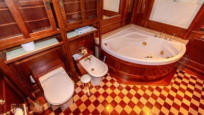 CHANTAL-11-gallery-thumbnail