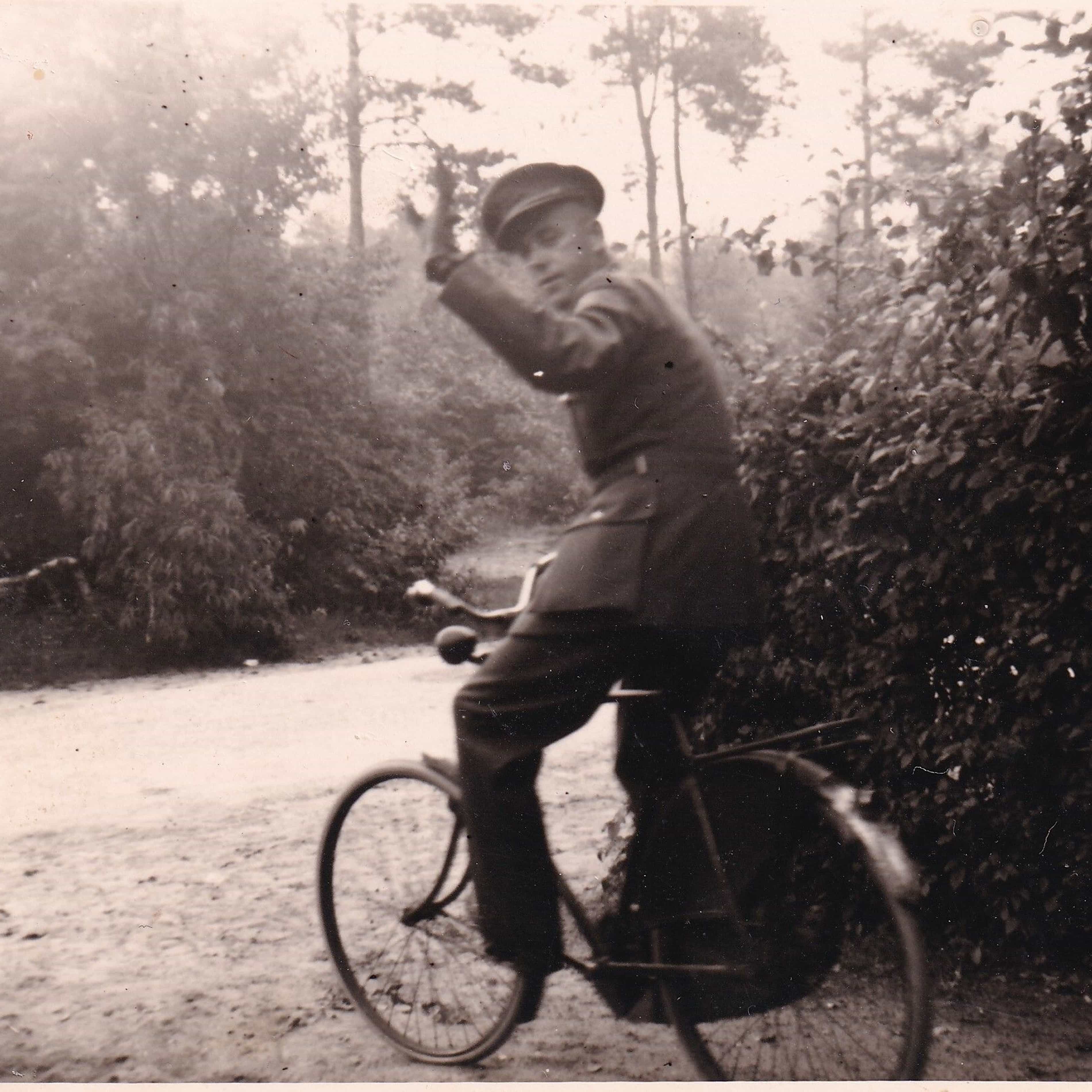08 05 Vertrek per fiets