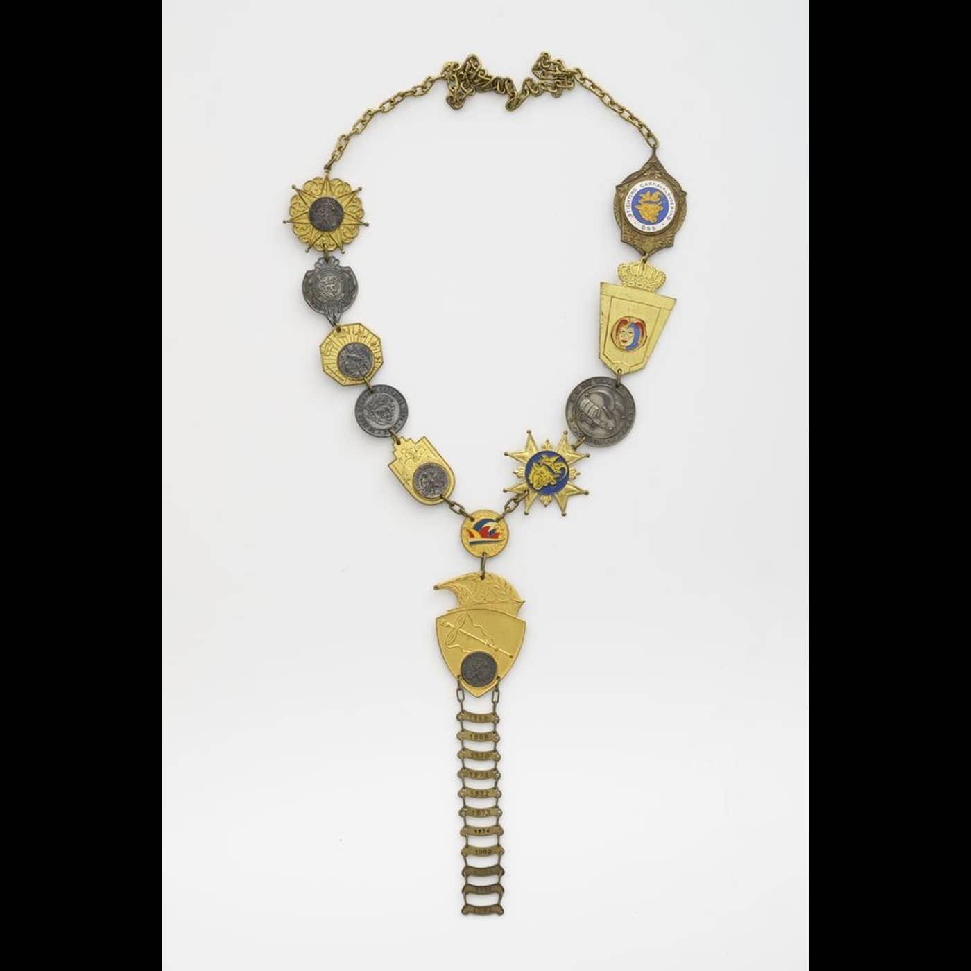 1e9a9d89 dea1 4fc2 92c4 8ce5c4fab2a3